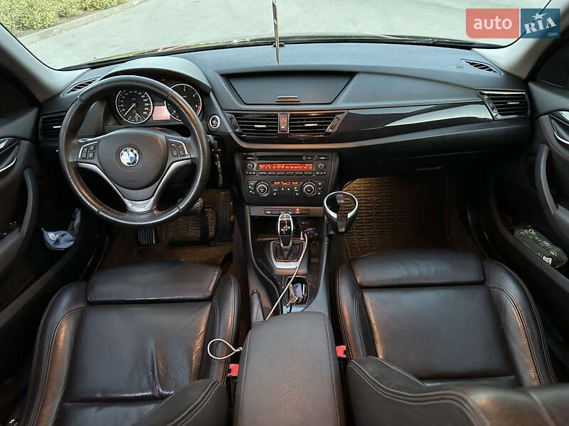 Внедорожник / Кроссовер BMW X1 2013 в Хмельницком