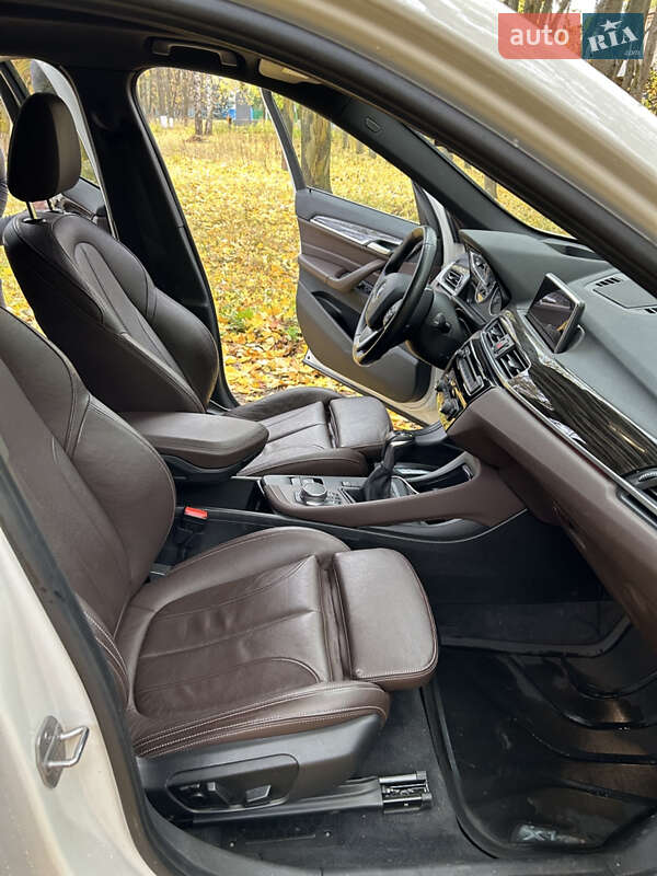 Внедорожник / Кроссовер BMW X1 2017 в Харькове