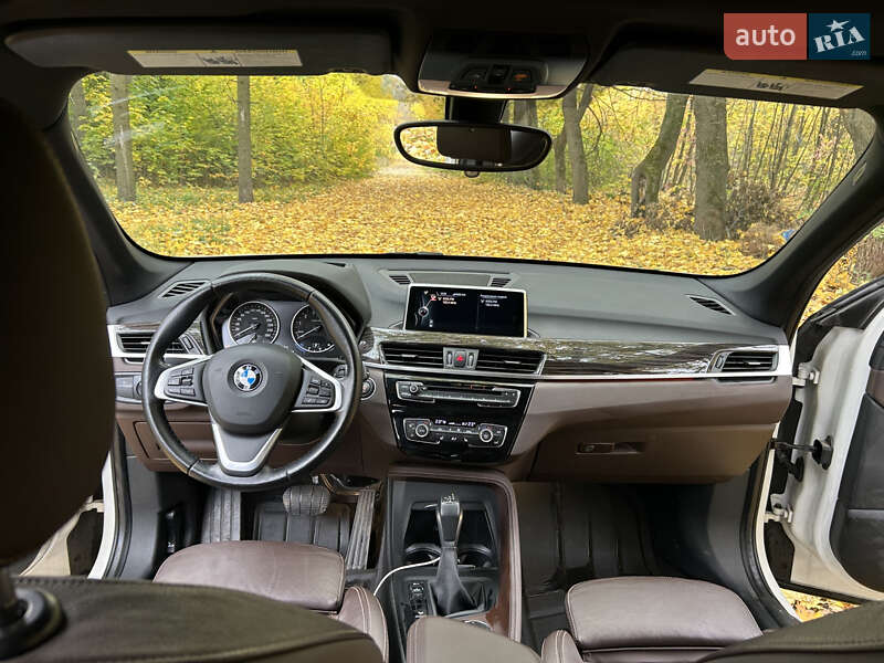 Внедорожник / Кроссовер BMW X1 2017 в Харькове