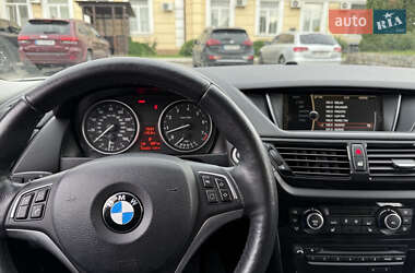 Внедорожник / Кроссовер BMW X1 2014 в 