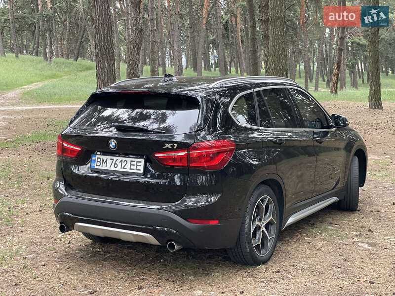 Внедорожник / Кроссовер BMW X1 2015 в Киеве