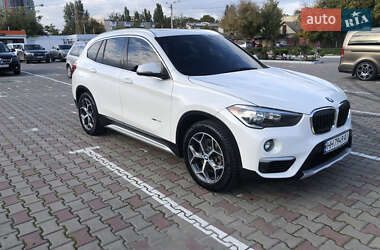Внедорожник / Кроссовер BMW X1 2016 в Одессе