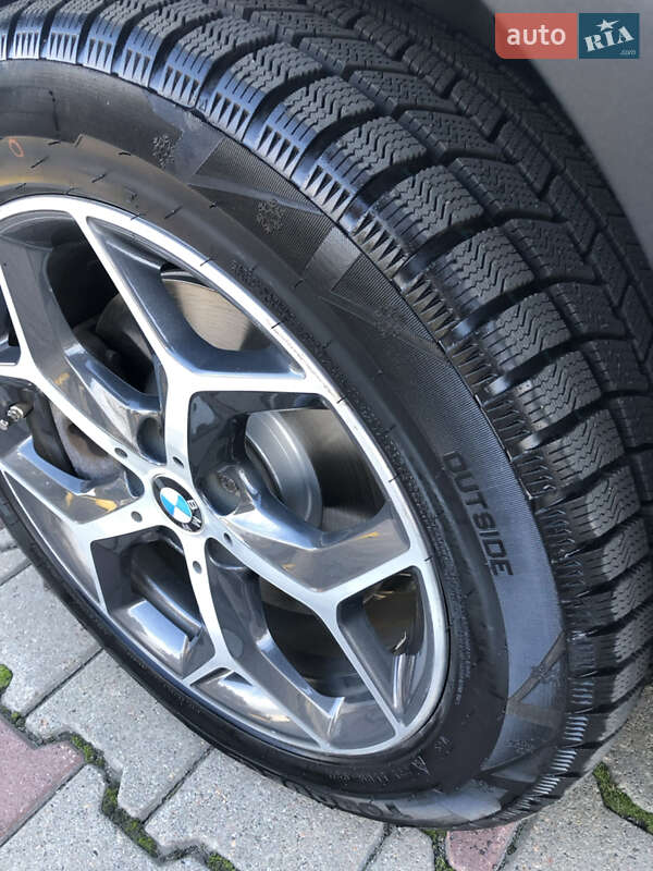 Внедорожник / Кроссовер BMW X1 2016 в Одессе