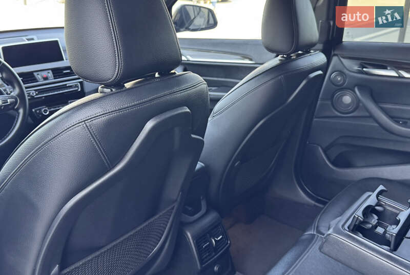Внедорожник / Кроссовер BMW X1 2016 в Чернигове фото 18 Внедорожник / Кроссовер BMW X1 2016 в Чернигове