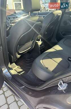 Внедорожник / Кроссовер BMW X1 2020 в 