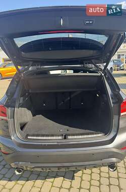 Внедорожник / Кроссовер BMW X1 2020 в 