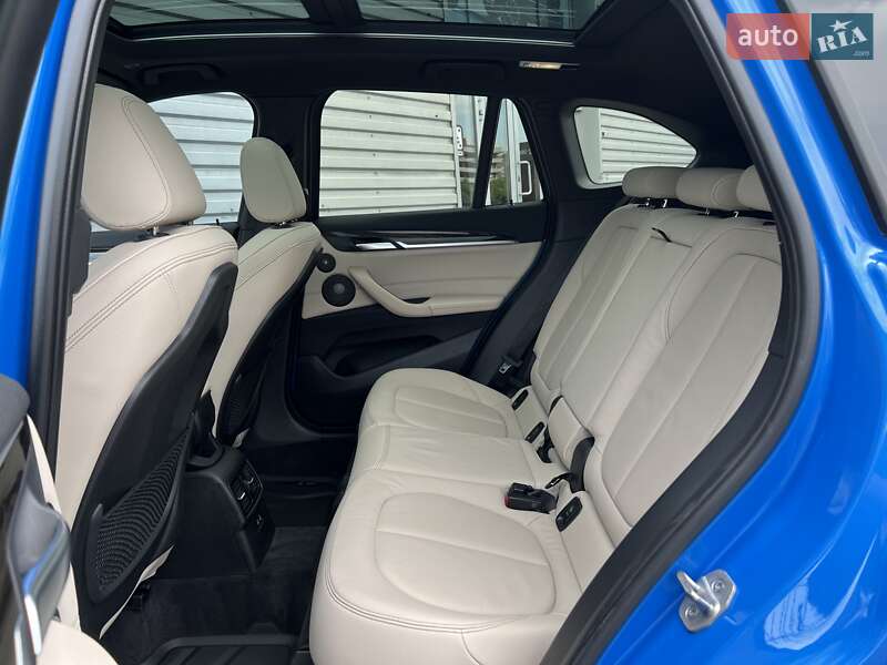 Позашляховик / Кросовер BMW X1 2020 в Києві фото 22 Позашляховик / Кросовер BMW X1 2020 в Києві