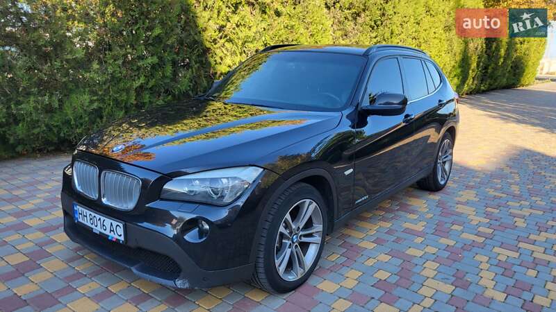 Внедорожник / Кроссовер BMW X1 2010 в Белгороде-Днестровском