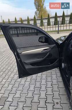 Внедорожник / Кроссовер BMW X1 2013 в 