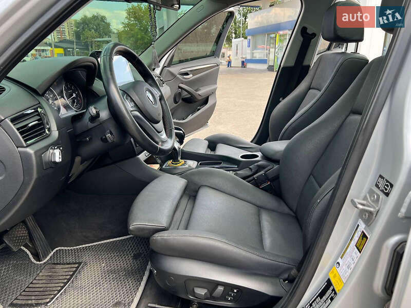 Внедорожник / Кроссовер BMW X1 2012 в Днепре