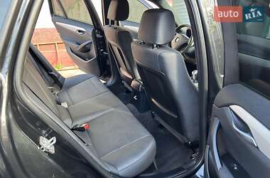 Внедорожник / Кроссовер BMW X1 2013 в 