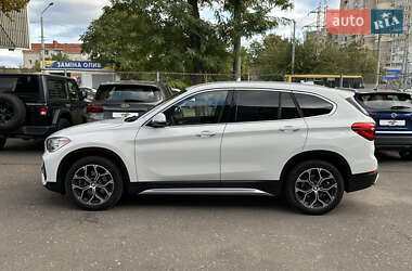 Внедорожник / Кроссовер BMW X1 2019 в 