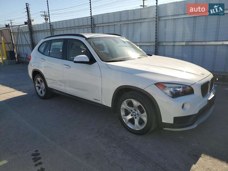 Позашляховик / Кросовер BMW X1 2015 в Києві фото 5 Позашляховик / Кросовер BMW X1 2015 в Києві