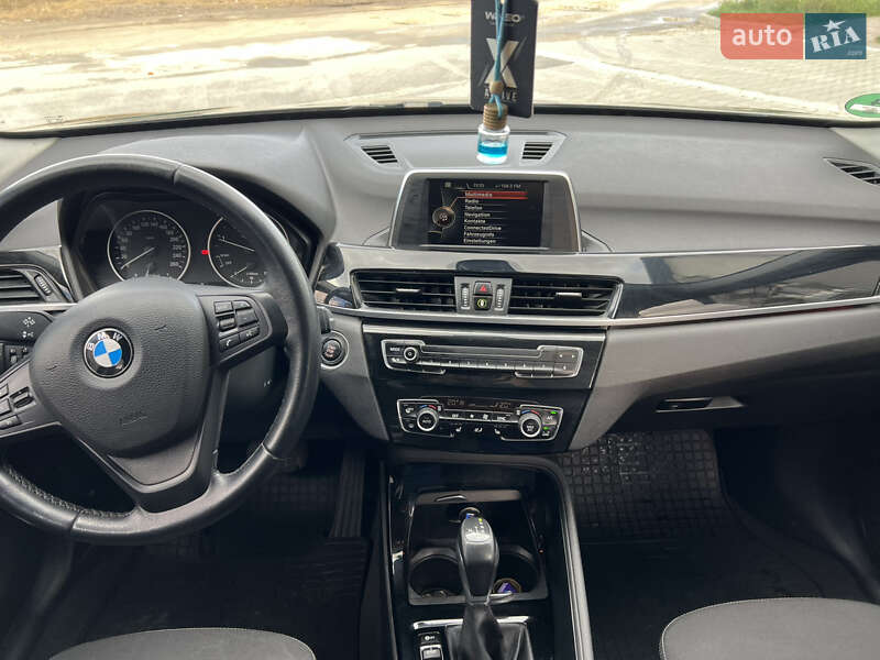 Внедорожник / Кроссовер BMW X1 2016 в Тернополе фото 17 Внедорожник / Кроссовер BMW X1 2016 в Тернополе