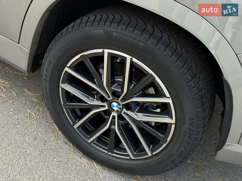 Позашляховик / Кросовер BMW X1 2023 в Києві фото 14 Позашляховик / Кросовер BMW X1 2023 в Києві
