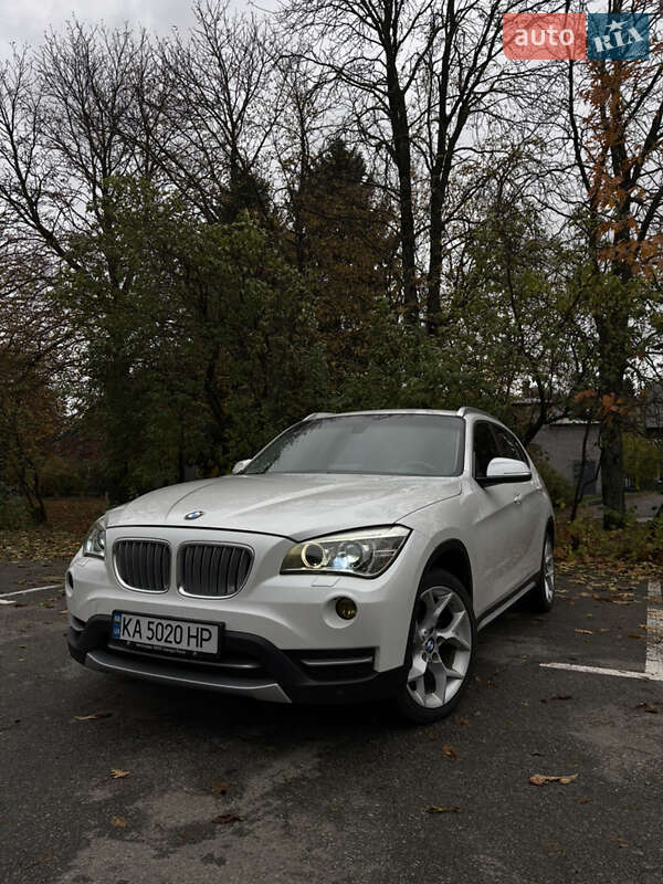 Позашляховик / Кросовер BMW X1 2013 в Києві