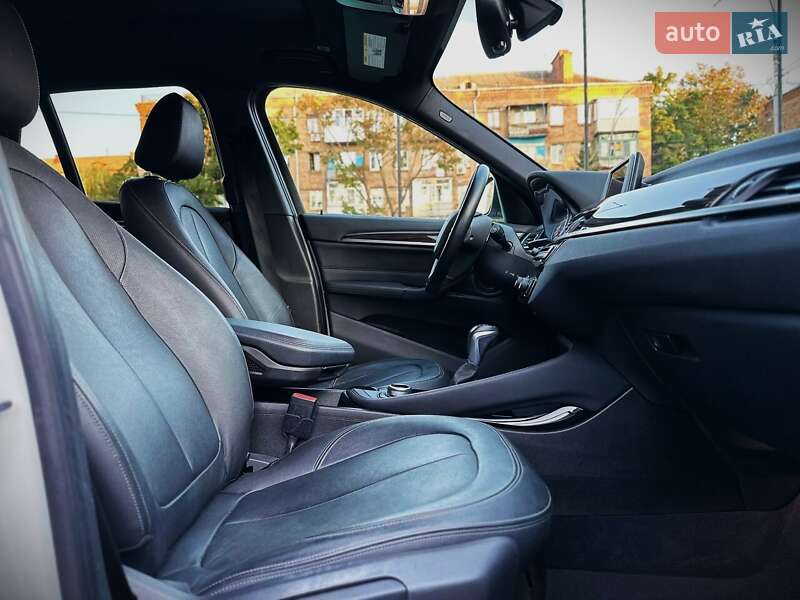 Внедорожник / Кроссовер BMW X1 2016 в Киеве фото 25 Внедорожник / Кроссовер BMW X1 2016 в Киеве