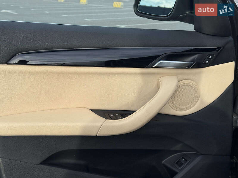 Внедорожник / Кроссовер BMW X1 2017 в Львове фото 14 Внедорожник / Кроссовер BMW X1 2017 в Львове