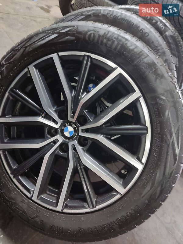 Внедорожник / Кроссовер BMW X1 2023 в Киеве