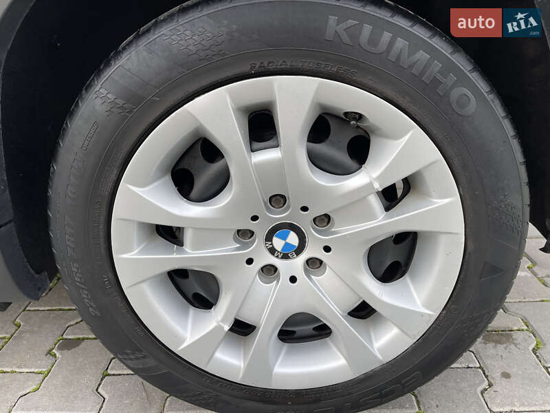 Позашляховик / Кросовер BMW X1 2014 в Чернівцях