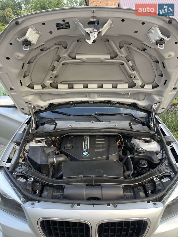 Позашляховик / Кросовер BMW X1 2014 в Чернівцях