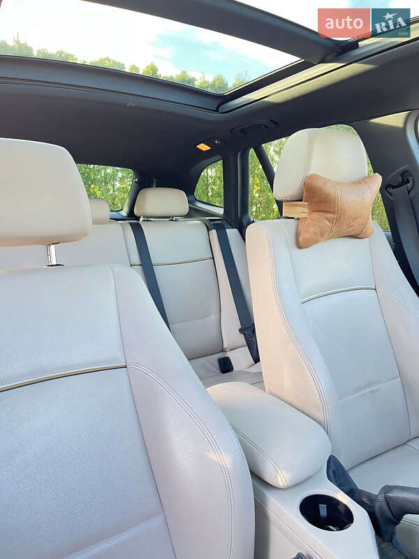 Внедорожник / Кроссовер BMW X1 2010 в Дунаевцах