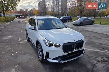 Позашляховик / Кросовер BMW X1 2023 в Києві