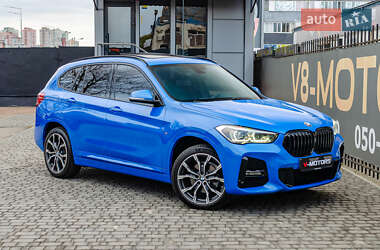 Внедорожник / Кроссовер BMW X1 2022 в Киеве