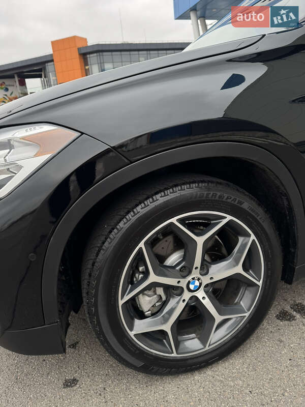 Внедорожник / Кроссовер BMW X1 2016 в Умани