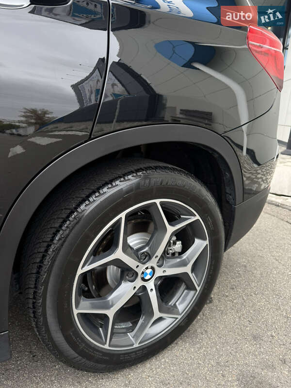 Внедорожник / Кроссовер BMW X1 2016 в Умани