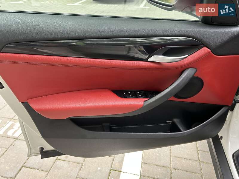 Внедорожник / Кроссовер BMW X1 2014 в Измаиле