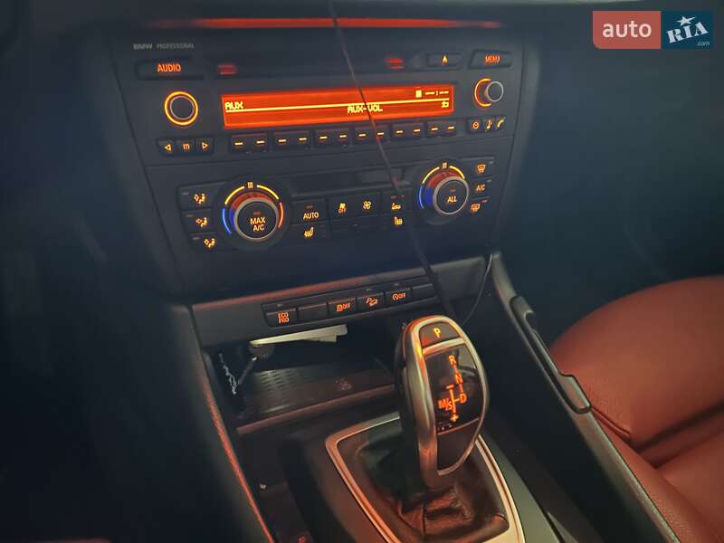 Внедорожник / Кроссовер BMW X1 2014 в Измаиле