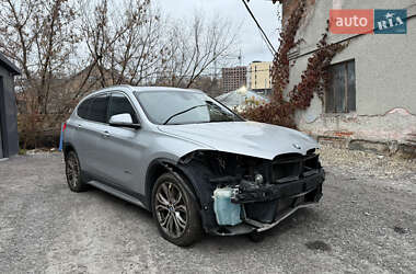 Внедорожник / Кроссовер BMW X1 2016 в Тернополе