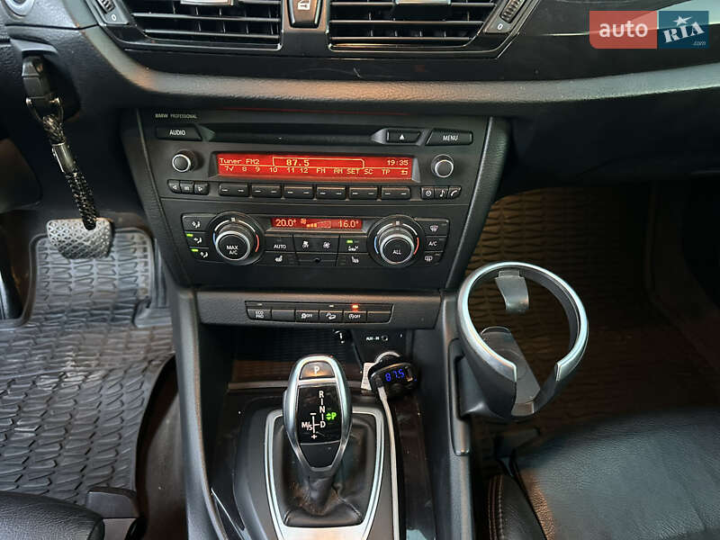 Внедорожник / Кроссовер BMW X1 2013 в Хмельницком фото 20 Внедорожник / Кроссовер BMW X1 2013 в Хмельницком