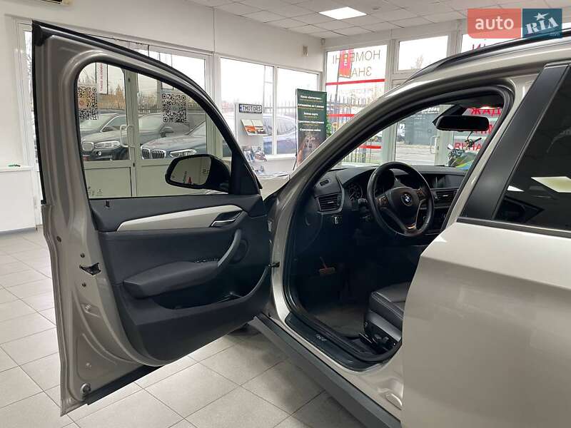 Внедорожник / Кроссовер BMW X1 2014 в Киеве