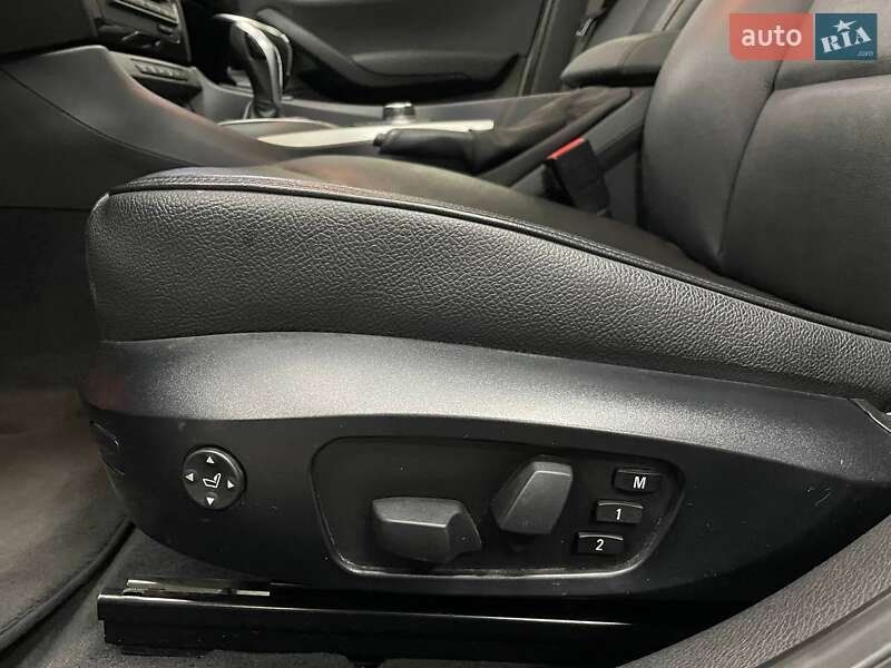 Внедорожник / Кроссовер BMW X1 2014 в Киеве