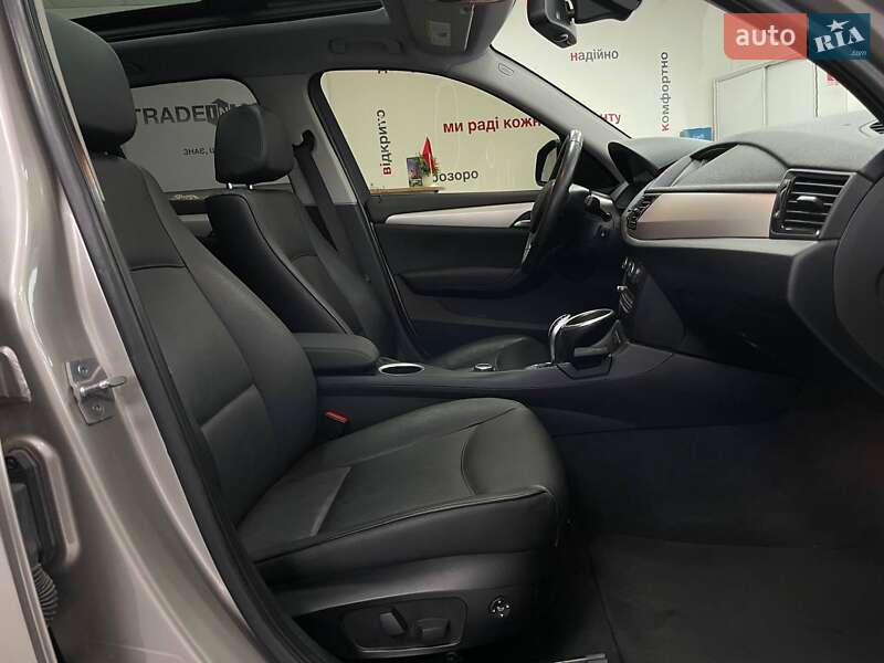 Внедорожник / Кроссовер BMW X1 2014 в Киеве