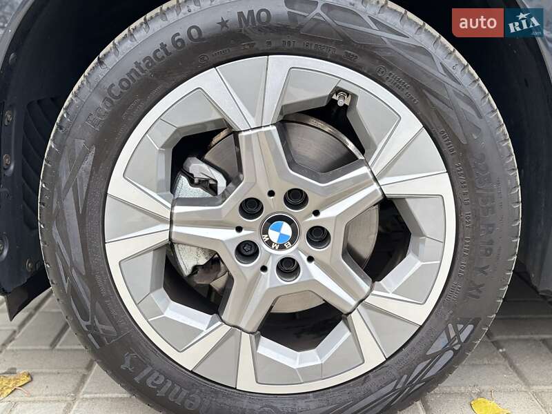 Внедорожник / Кроссовер BMW X1 2023 в Черкассах