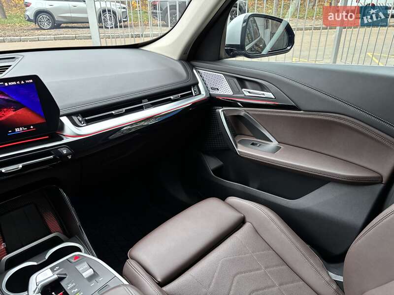 Внедорожник / Кроссовер BMW X1 2023 в Черкассах
