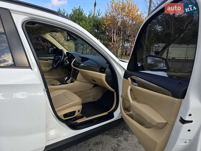 Позашляховик / Кросовер BMW X1 2012 в Хмельницькому