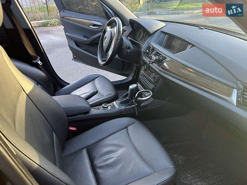 Внедорожник / Кроссовер BMW X1 2014 в Киеве