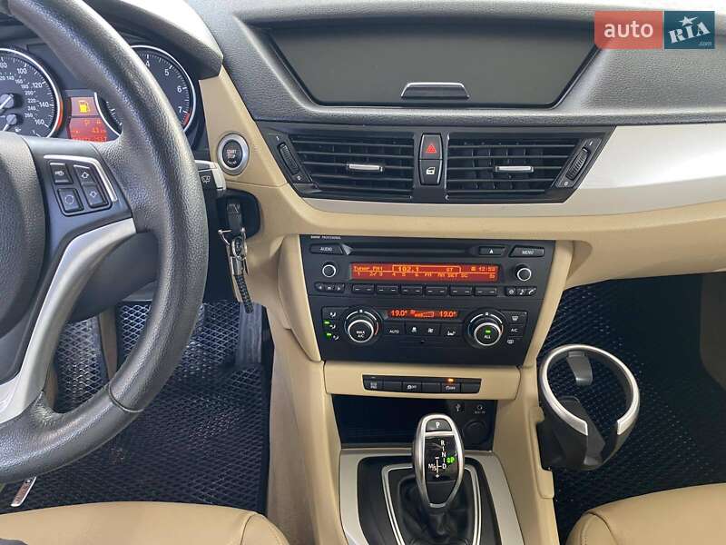 Позашляховик / Кросовер BMW X1 2014 в Миколаєві