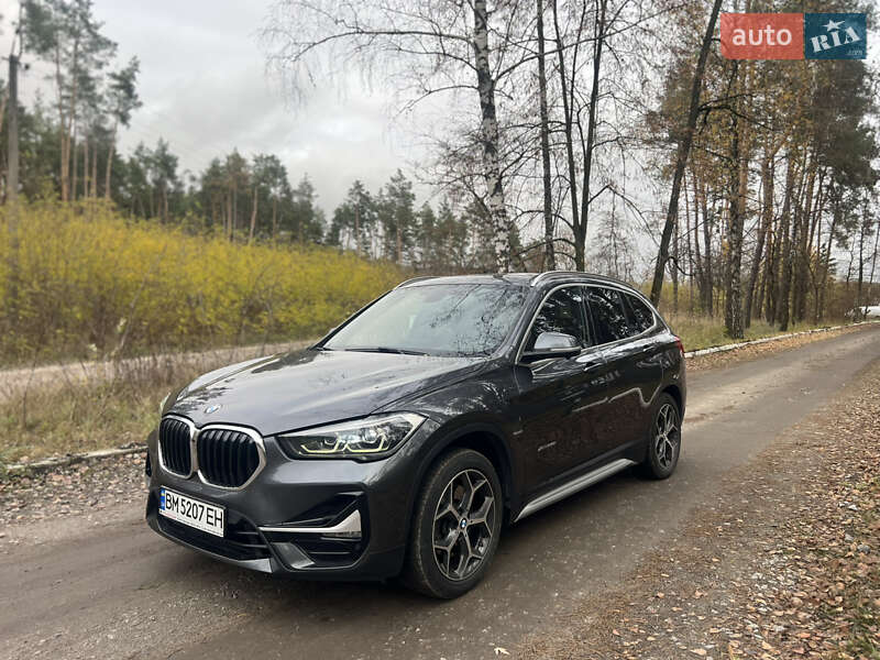 Внедорожник / Кроссовер BMW X1 2016 в Киеве