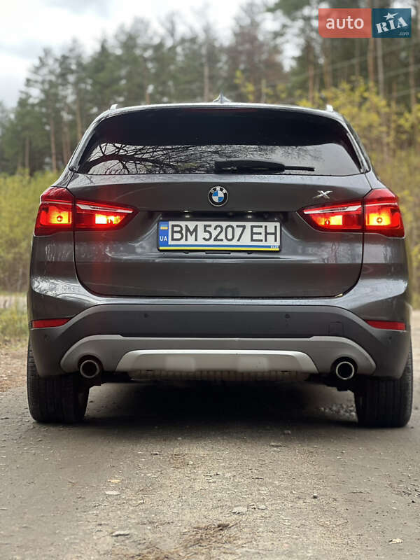 Внедорожник / Кроссовер BMW X1 2016 в Киеве