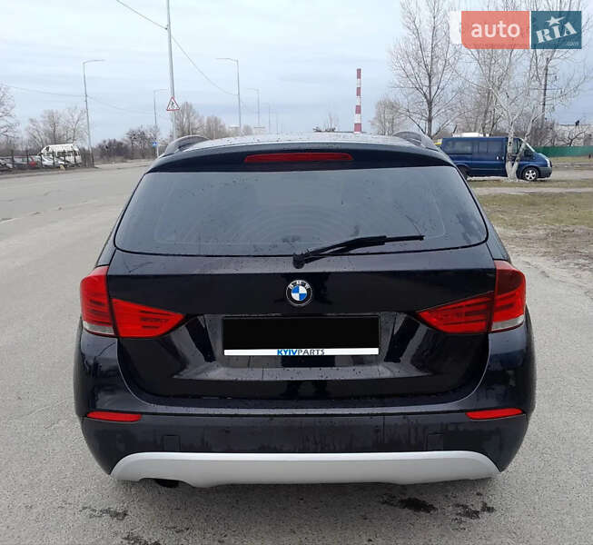 Внедорожник / Кроссовер BMW X1 2012 в Киеве