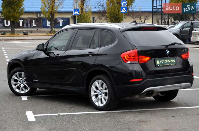 Внедорожник / Кроссовер BMW X1 2013 в Киеве