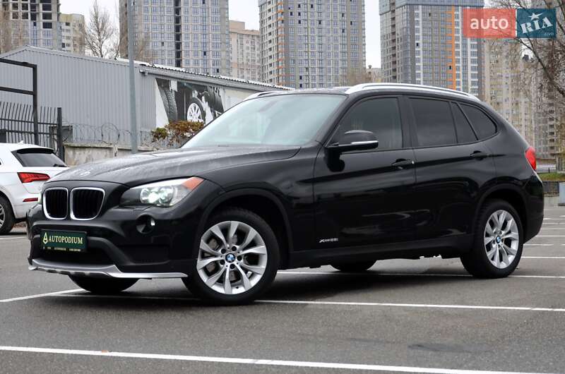 Внедорожник / Кроссовер BMW X1 2013 в Киеве