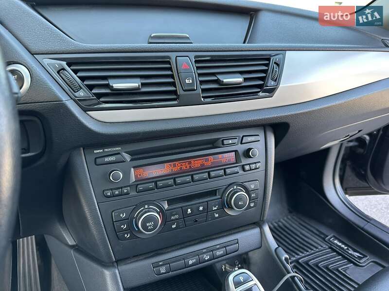 Внедорожник / Кроссовер BMW X1 2013 в Днепре