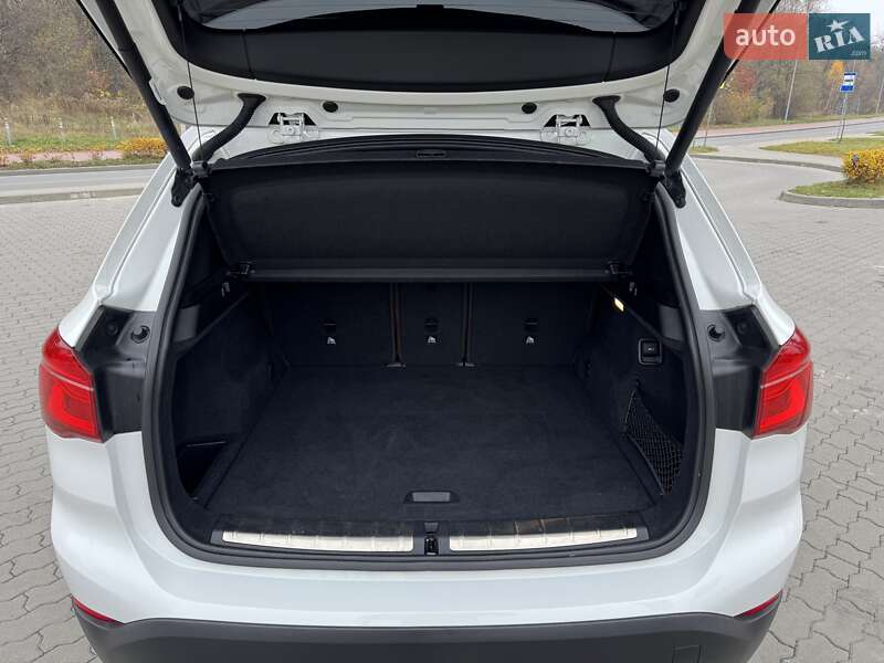 Внедорожник / Кроссовер BMW X1 2018 в Львове