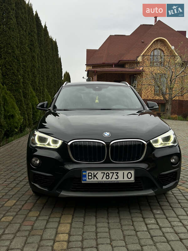 Внедорожник / Кроссовер BMW X1 2019 в Ровно фото 3 Внедорожник / Кроссовер BMW X1 2019 в Ровно